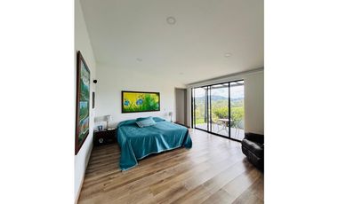 Casa campestre en unidad a cerrada en El Retiro