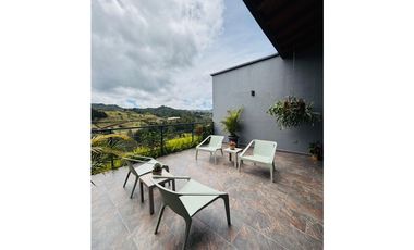 Casa campestre en unidad a cerrada en El Retiro