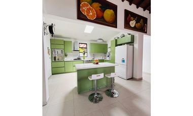 Casa campestre en unidad a cerrada en El Retiro