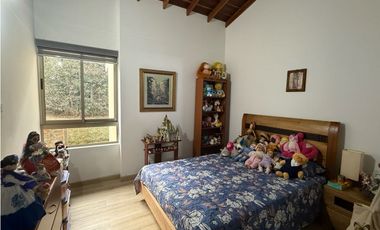 Casa campestre en unidad cerrada en el Retiro