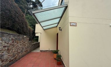 Casa campestre en unidad cerrada en el Retiro