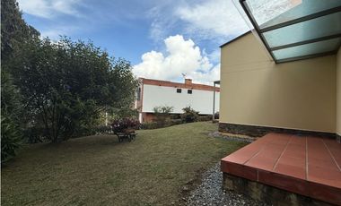 Casa campestre en unidad cerrada en el Retiro