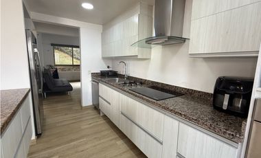 Casa campestre en unidad cerrada en el Retiro