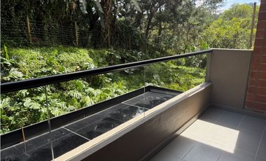 Apartamento en unidad cerrada en el retiro