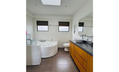 Casa campestre en el Retiro