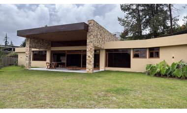 Casa moderna vía san antonio la ceja en unidad cerrada