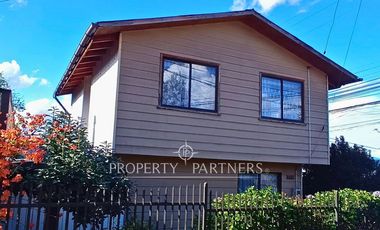 Casa en Panguipulli  camino Chauquén– Zona Urbana con Vista al Lago y Volcán Villarrica
