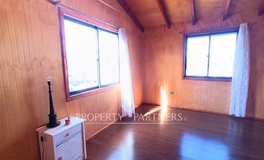 Casa en Panguipulli  camino Chauquén– Zona Urbana con Vista al Lago y Volcán Villarrica