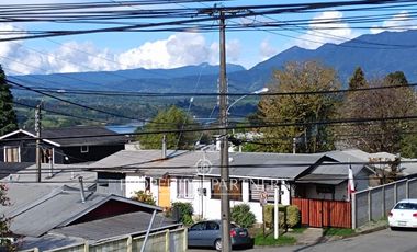 Casa en Panguipulli  camino Chauquén– Zona Urbana con Vista al Lago y Volcán Villarrica