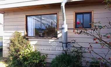 Casa en Panguipulli  camino Chauquén– Zona Urbana con Vista al Lago y Volcán Villarrica