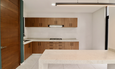 CASA EN VENTA EN TRES MARÍAS, MORELIA