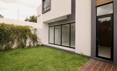 CASA EN VENTA EN TRES MARÍAS, MORELIA