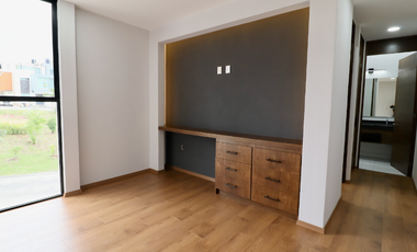 CASA EN VENTA EN TRES MARÍAS, MORELIA