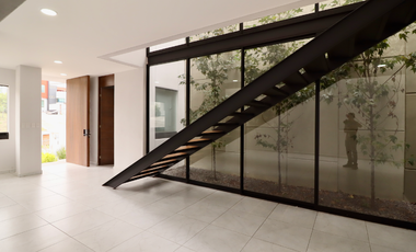 CASA EN VENTA EN TRES MARÍAS, MORELIA