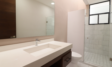 CASA EN VENTA EN TRES MARÍAS, MORELIA