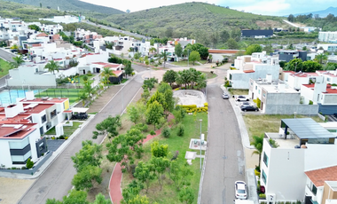 CASA EN VENTA EN TRES MARÍAS, MORELIA