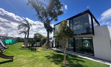 VENTA Casa Tumbaco 3 dormitorios  TCWG