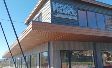 Local Comercial en Arriendo en A pasos de la Costanera