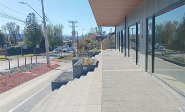 Local Comercial en Arriendo en A pasos de la Costanera