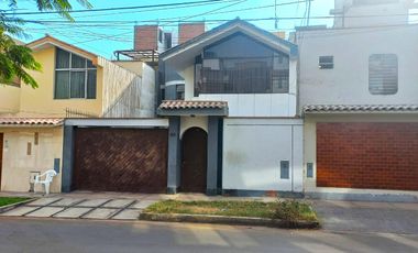 Casa venta en Ate, Lima