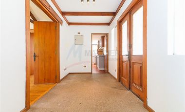 Casa en Arriendo en Santa María Manquehue