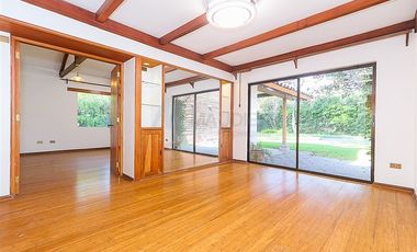 Casa en Arriendo en Santa María Manquehue