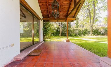 Casa en Arriendo en Santa María Manquehue