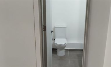 Local Comercial en Arriendo en La Condes / Apoquindo