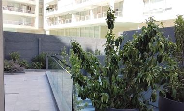 Local Comercial en Arriendo en La Condes / Apoquindo