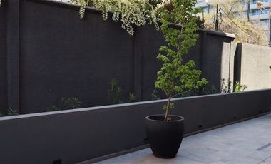 Local Comercial en Arriendo en La Condes / Apoquindo