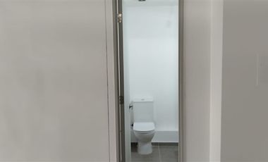 Local Comercial en Arriendo en La Condes / Apoquindo