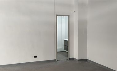 Local Comercial en Arriendo en La Condes / Apoquindo