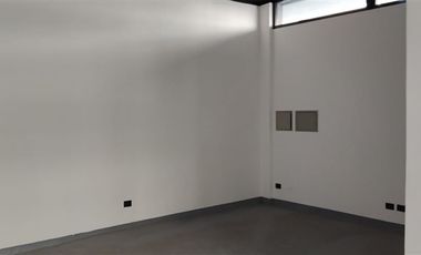 Local Comercial en Arriendo en La Condes / Apoquindo