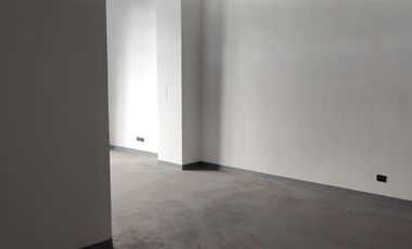 Local Comercial en Arriendo en La Condes / Apoquindo