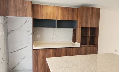 VENTA DE CASA HABITACIÓN-