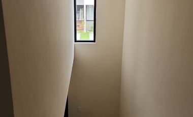 VENTA DE CASA HABITACIÓN-