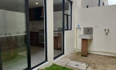 VENTA DE CASA HABITACIÓN-