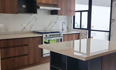 VENTA DE CASA HABITACIÓN-