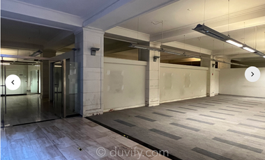 Local comercial en Calle Morande