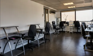 Oficina Exclusiva A Pasos De Metro Pedro De Valdivia