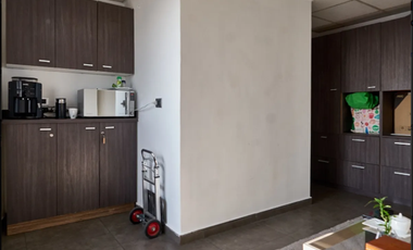 Oficina Exclusiva A Pasos De Metro Pedro De Valdivia