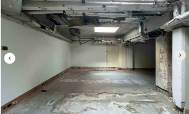 Local comercial en Av. Apoquindo