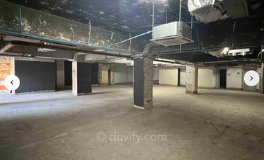 Local comercial en Av. Apoquindo