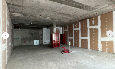 Local comercial Nueva Torre Santa Maria