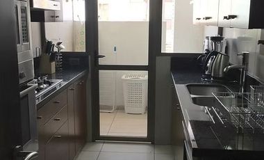 Departamento en venta 2D2B - 1502, en Barrio El Golf, orientación Sur-Poniente