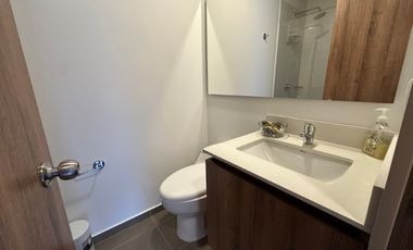 APARTAMENTO AMOBLADO EN ARRIENDO UBICADO EN ENVIGADO SECTOR EL TRIANON