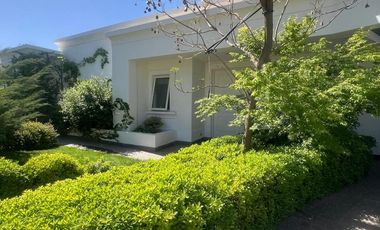 Casa en BARRIO LA CARMELA