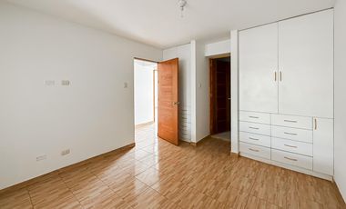 Venta Depa 1Er Piso Ate Mayorazgo Cerca A Pre De Lima