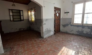 Granadero Baigorria, Santa Fe Nº 1143 - Venta