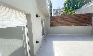 VENTA DEPARTAMENTO 1 DORMITORIO CON PATIO CONTRAFRENTE ZEBALLOS 2200